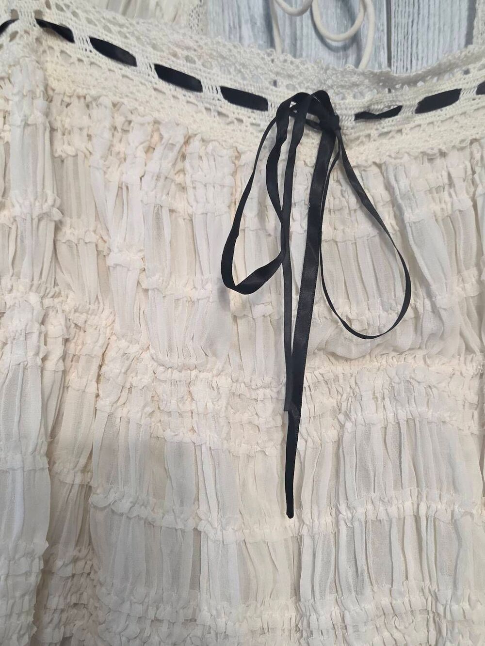 Kimchi Blue Serenade Babydoll Sheer Ruffle Peasant Blouse Sz. L - Picture 6 of 7